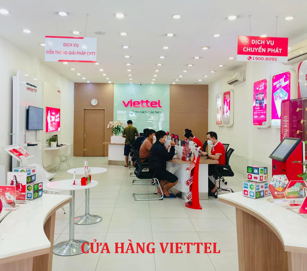 Giao dịch viên cửa hàng Viettel